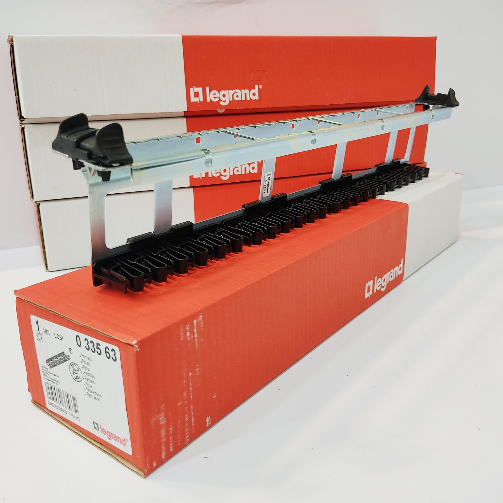 پچ پنل 24 پورت لگراند Cat6 SFTP وارداتی